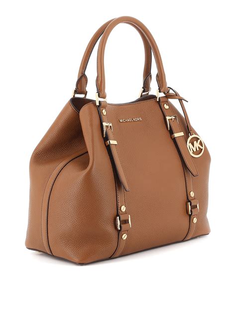 michael kors purses and handbags.